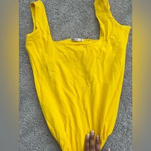 Yellow BODYSUIT REBDOLLS 1x